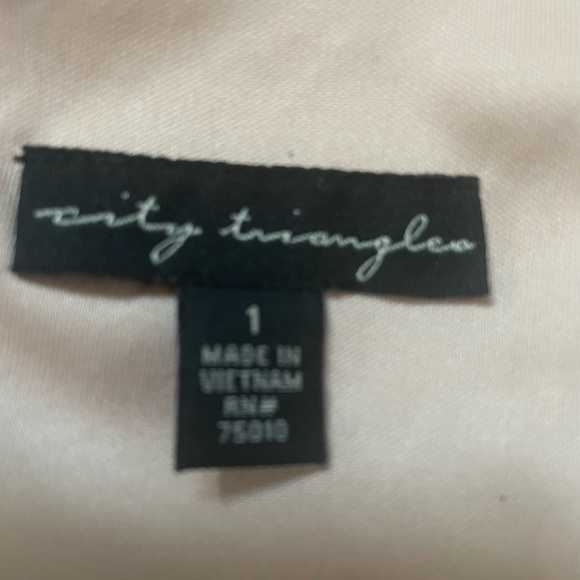 City Triangles Navy blue elegant dress new with tags size 1 - Picture 10 of 11